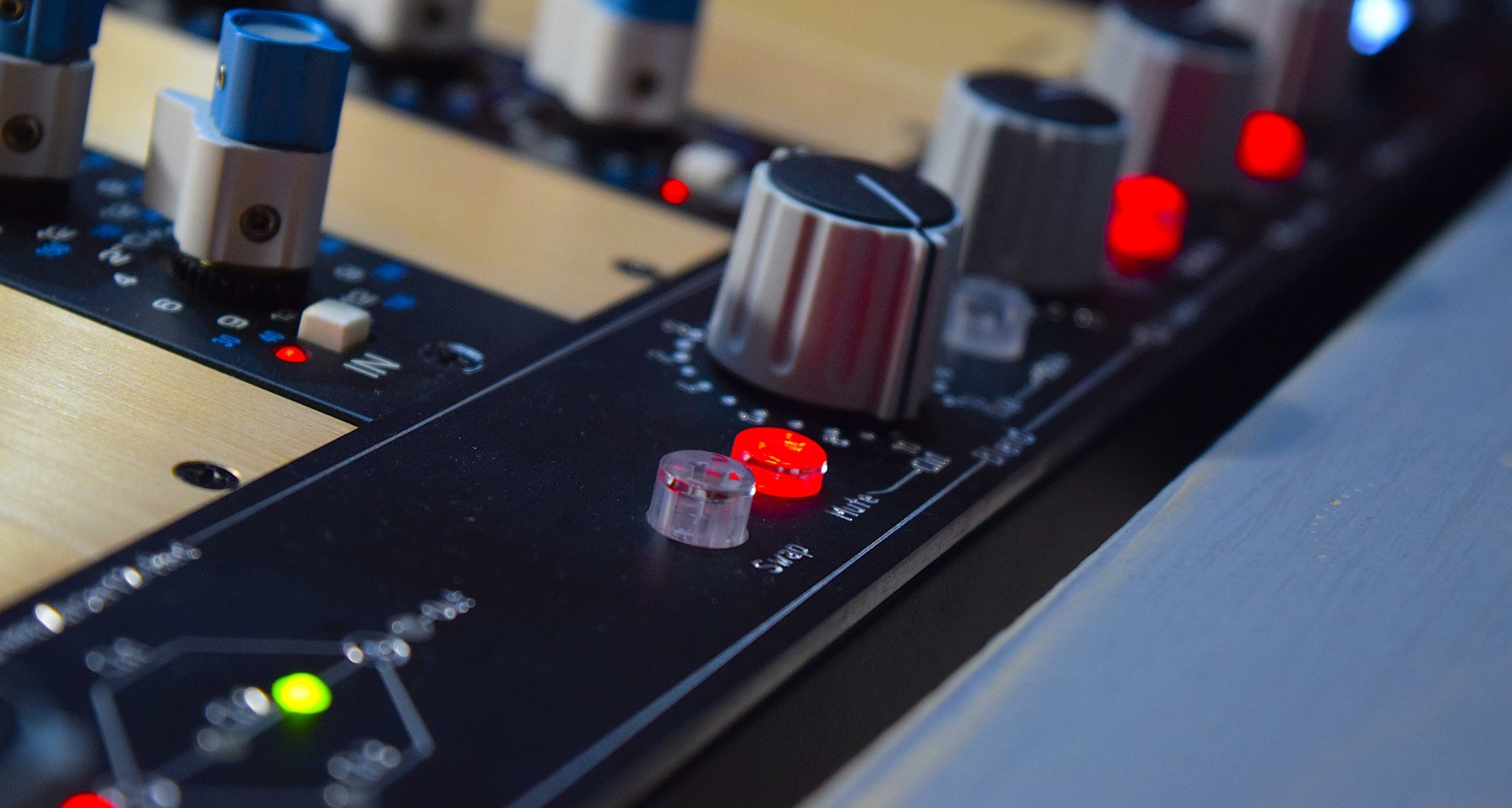 Mastering Console TK Audio Blender | Mastering Audio Online